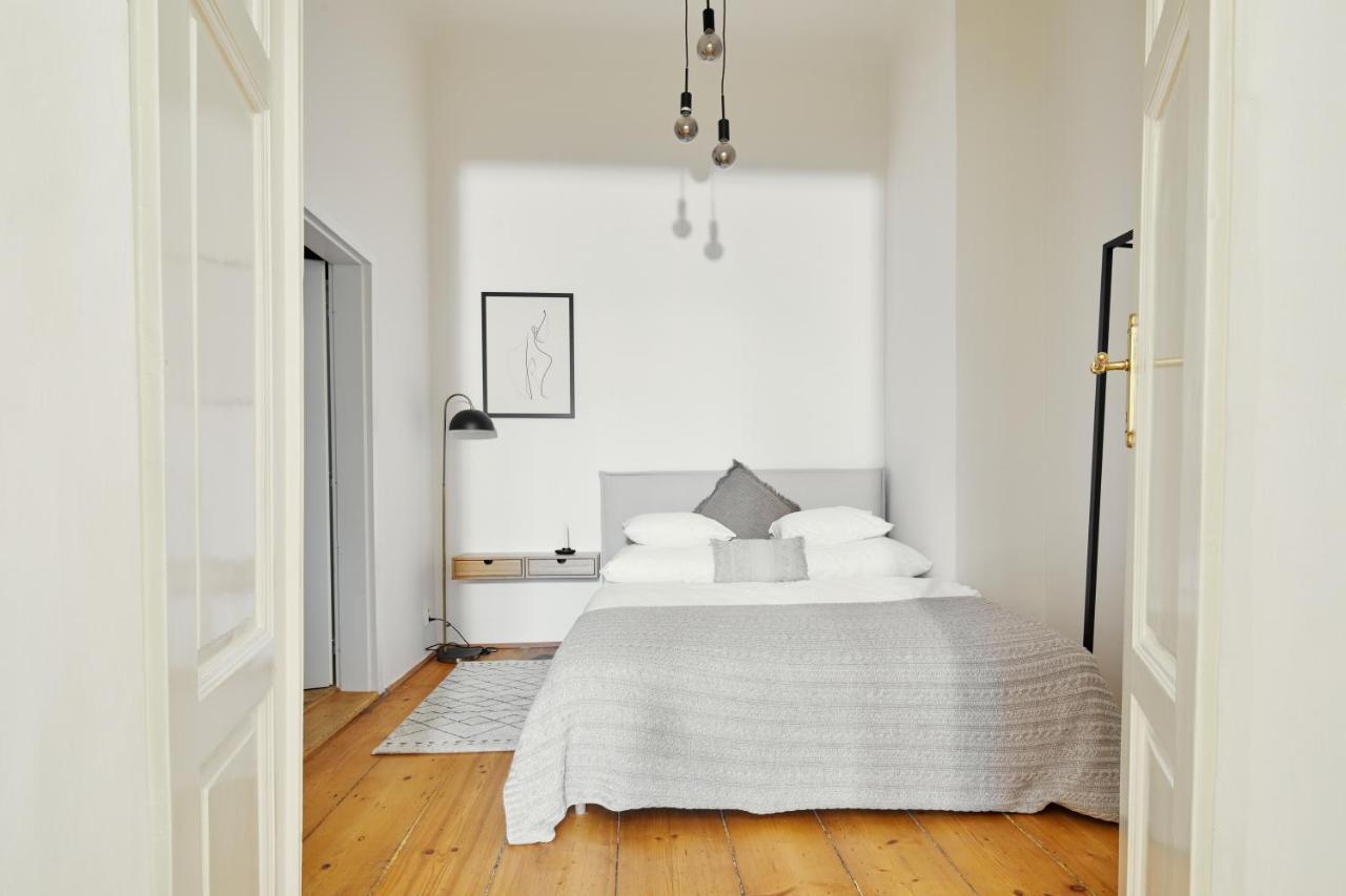 Apartment Contemporary On Old Town Square By Days
